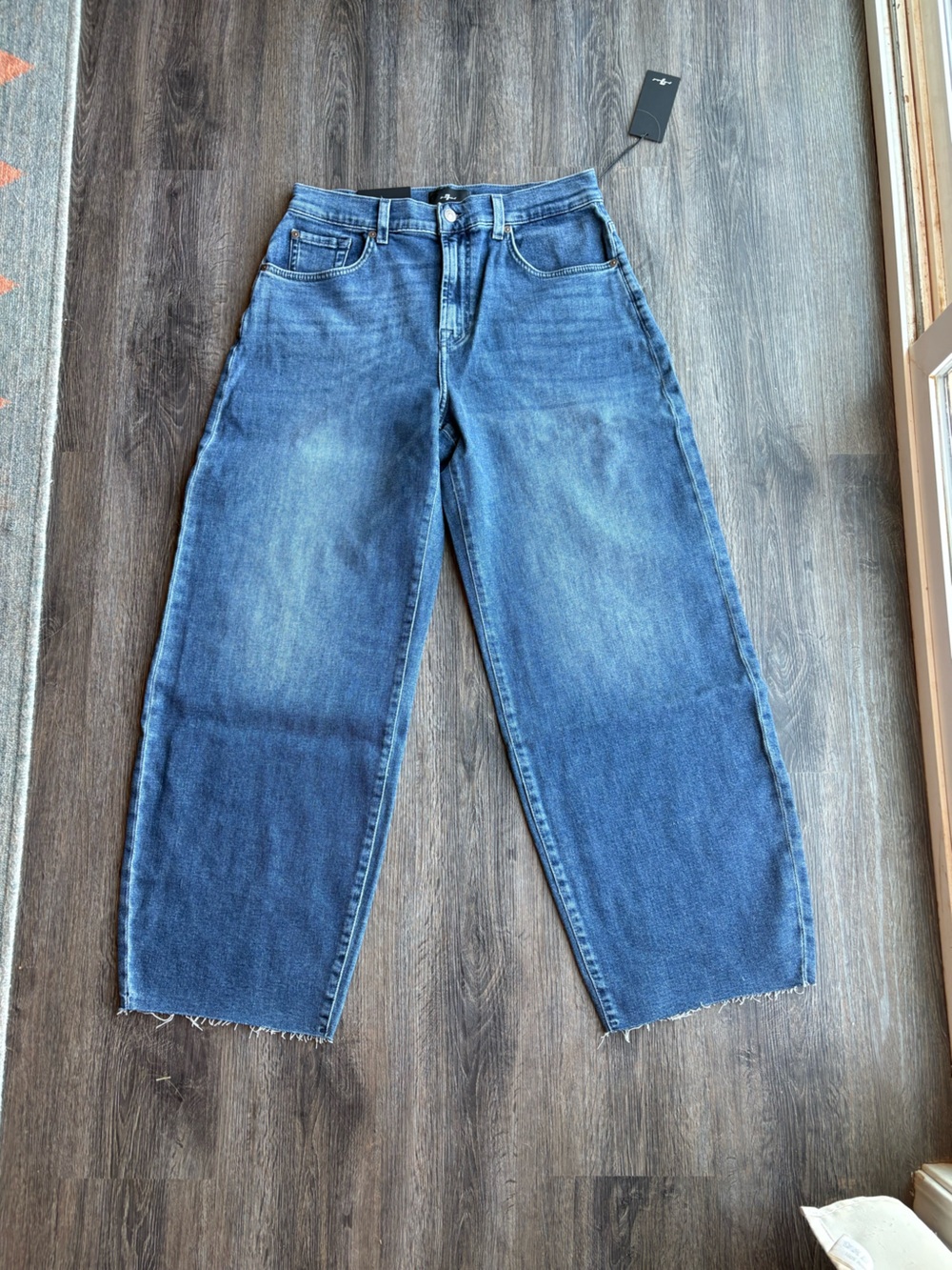 NWT 7 For All Mankind Bonnie Curvilinear Jeans - Picture 3 of 9